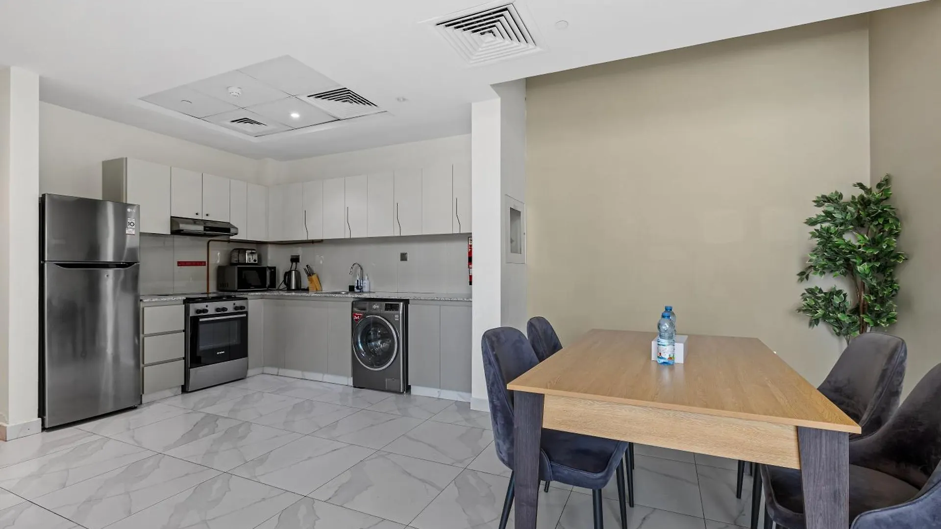 Unlock Waters Edge Daire Dubai