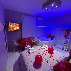 https://holiday-house-katan.sicilyhotelsitaly.net